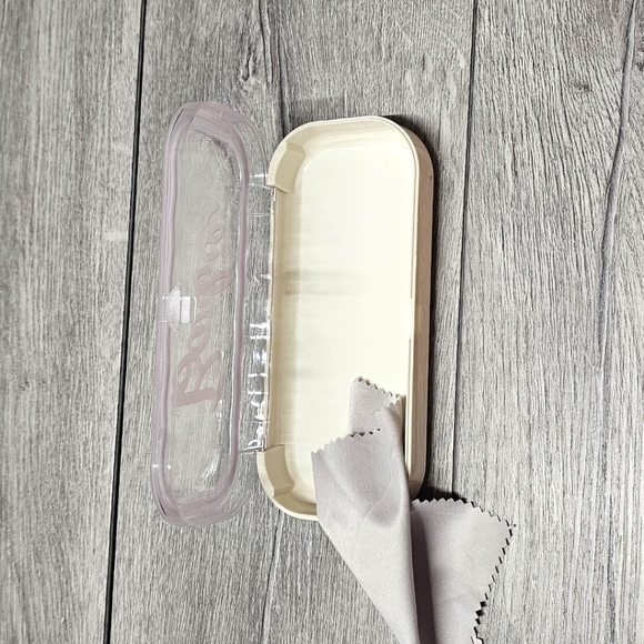 Barbie Collection Eyeglasses Hard Case Holder Travel Storage Box - Picture 6 of 8